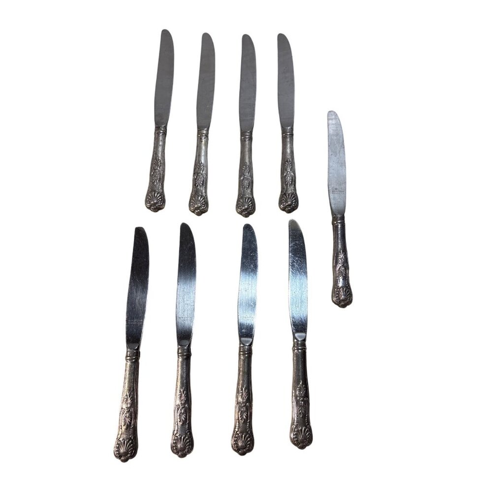 Reed & Barton Mirror Steel Dinner Knives Lot of 9 Ornate Shell Pattern 8.25"